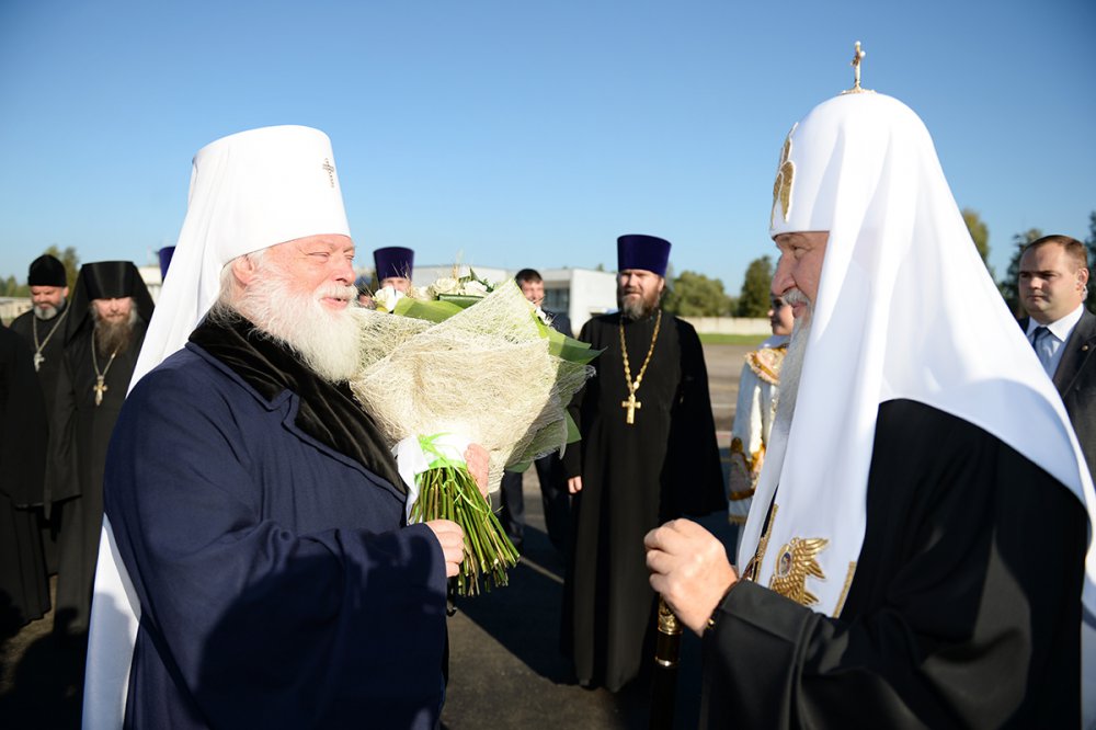 Святейший Патриарх Кирилл прибыл в Псковскую епархию (ВИДЕО)