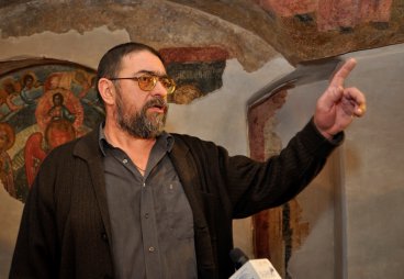 Реставратор Владимир Сарабьянов