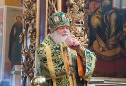 Митрополит Псковский и Порховский Евсевий, глава Псковской Митрополии, 5 апреля 2015 года