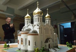Религия в светских СМИ: чем Церковь отличается от Большого театра?