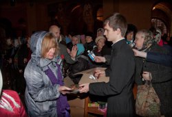 Проводы ковчега с Поясом Пресвятой Богородицы из Санкт-Петербурга 24 октября 2011 года