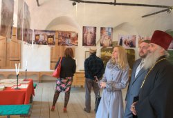 Открытие фотовыставки псковского фотохудожника Андрея Кокшарова 5 мая 2013 года