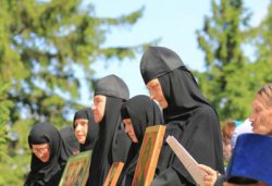 Крестный ход «Дорогой Спасителя» Псковская епархия 12 июля 2013 года