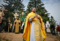 Крестный ход с иконой Спаса Елеазаровского на Талабские острова 12 июля 2014 года
