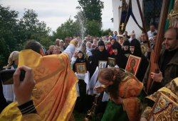 Крестный ход с иконой Спаса Елеазаровского на Талабские острова 12 июля 2014 года
