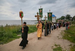 Крестный ход с иконой Спаса Елеазаровского на Талабские острова 12 июля 2014 года