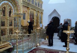 Паломничество в Иоанно-Богословский Крыпецкий и Спасо-Елеазаровский монастыри 12 декабря 2010 года
