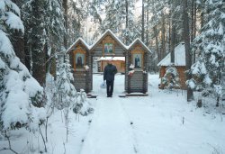 Паломничество в Свято-Благовещенскую Никандрову пустынь 28 ноября 2010 года