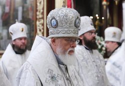 Первосвятительский визит в Псковскую епархию. Божественная литургия в Свято-Троицком соборе Псковского кремля
