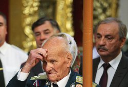 Первосвятительский визит в Псковскую епархию. Божественная литургия в Свято-Троицком соборе Псковского кремля