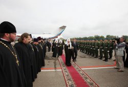 Первосвятительский визит в Псковскую епархию. Встреча в аэропорту Пскова