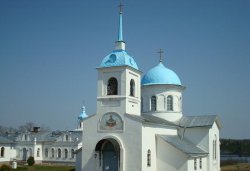 Паломничество в Введено-Ояцкий, Александро-Свирский, Покрово-Тервенический монастыри 8-9 мая 2010 года