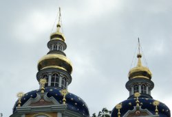 Паломничество в Свято-Успенский Псково-Печерский монастырь 29 августа 2011 года на всенощное бдение - Иерусалимский Чин Погребения Божией Матери