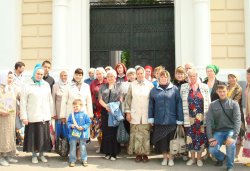 Паломничество в Оптину пустынь, Свято-Тихонову пустынь, Казанскую Амвросиеву пустынь (п. Шамардино) 18-19 июня 2011 года