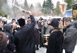 Крестный ход вокруг Пскова 14 марта 2012 года