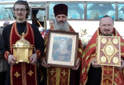 Крестный ход вокруг Пскова 26 апреля 2012 года