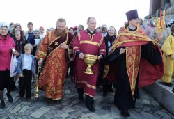 Крестный ход вокруг Пскова 26 апреля 2012 года