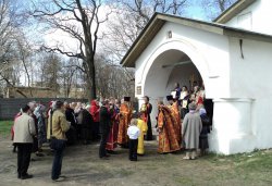 Крестный ход вокруг Пскова 26 апреля 2012 года