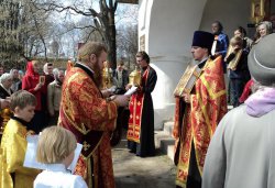 Крестный ход вокруг Пскова 26 апреля 2012 года
