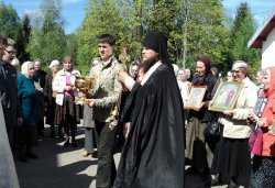 Крестный ход вокруг Пскова 15 мая 2012 года