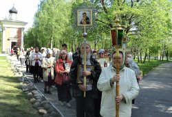 Крестный ход вокруг Пскова 15 мая 2012 года