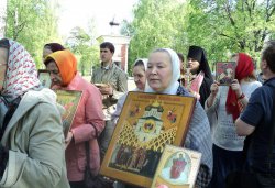 Крестный ход вокруг Пскова 15 мая 2012 года