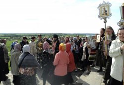Крестный ход вокруг Пскова 15 мая 2012 года