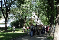 Крестный ход вокруг Пскова 13 июня 2012 года