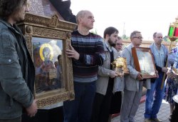 Крестный ход вокруг Пскова 13 июня 2012 года