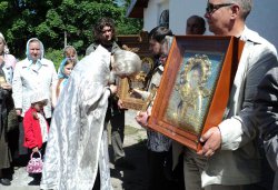 Крестный ход вокруг Пскова 13 июня 2012 года
