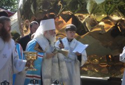 Освящение куполов и колоколов храма в Крестах 4 июля 2012 года