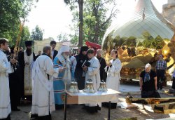 Освящение куполов и колоколов храма в Крестах 4 июля 2012 года
