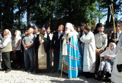 Освящение куполов и колоколов храма в Крестах 4 июля 2012 года