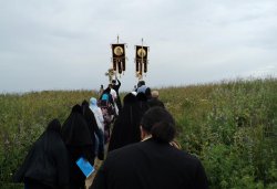 Крестный ход с иконой Спаса Елеазаровского на Талабские острова 12 июля 2012 года