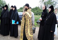 Крестный ход с иконой Спаса Елеазаровского на Талабские острова 12 июля 2012 года