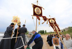 Крестный ход с иконой Спаса Елеазаровского на Талабские острова 12 июля 2012 года. Фоторепортаж Андрея Кокшарова