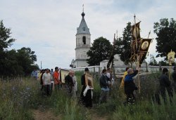 Крестный ход с иконой Спаса Елеазаровского на Талабские острова 12 июля 2012 года
