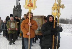 Крестный ход вокруг Пскова 13 февраля 2012 года