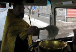 Крестный ход вокруг Пскова 13 февраля 2012 года