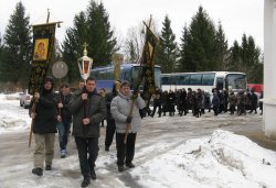 Крестный ход вокруг Пскова 14 марта 2012 года