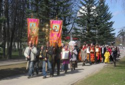 Крестный ход вокруг Пскова 26 апреля 2012 года