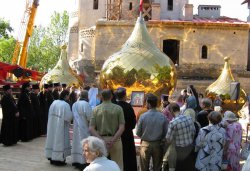 Освящение куполов и колоколов храма в Крестах 4 июля 2012 года