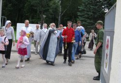 Крестный ход вокруг Пскова 16 июля 2012 года