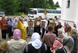 Крестный ход вокруг Пскова 16 августа 2012 года