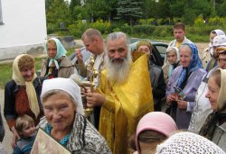 Крестный ход вокруг Пскова 16 августа 2012 года