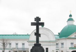 Паломничество в Введено-Ояцкий, Александро-Свирский, Покрово-Тервенический монастыри 8-9 мая 2010 года