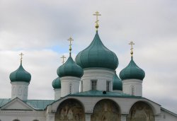 Паломничество в Введено-Ояцкий, Александро-Свирский, Покрово-Тервенический монастыри 8-9 мая 2010 года