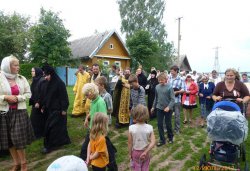 Крестный ход с иконой Спаса Елеазаровского на Талабские острова 12 июля 2012 года