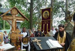 Крестный ход с иконой Спаса Елеазаровского на Талабские острова 12 июля 2012 года