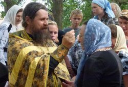 Крестный ход с иконой Спаса Елеазаровского на Талабские острова 12 июля 2012 года
